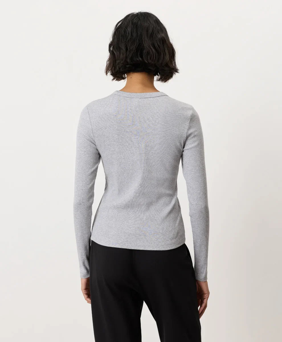 clothingwearpact.us.com