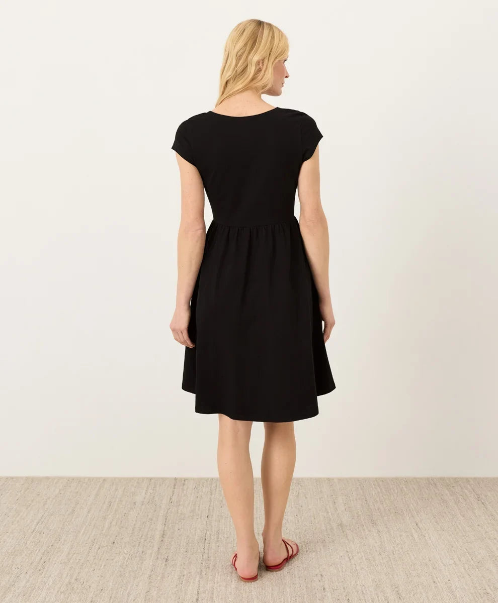 clothingwearpact.us.com